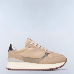 Astra Mono Trainers